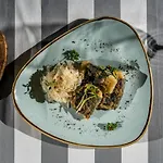 Boutique Eco Sasanka 斯克拉斯卡波伦巴