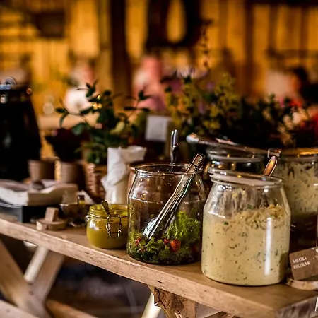 Boutique Eco Sasanka 3*