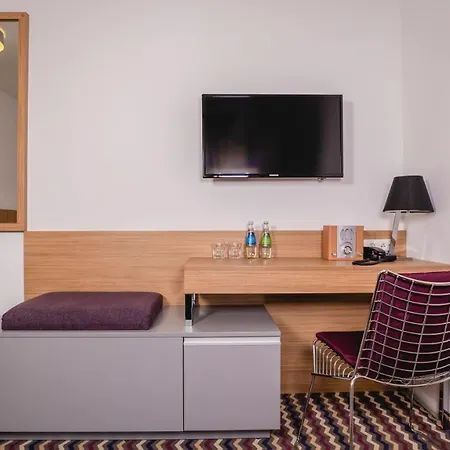 Boutique Eco Sasanka Hotel 3*