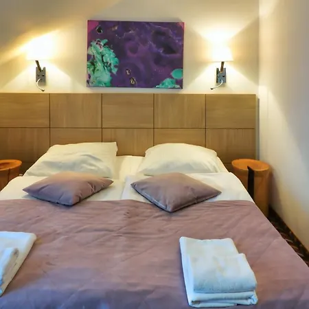 Boutique Eco Sasanka Hotel 3*