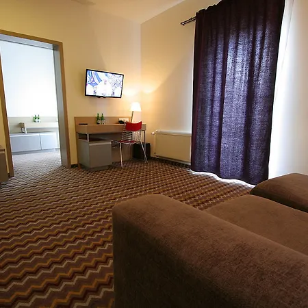 מלון Boutique Eco Sasanka 3*