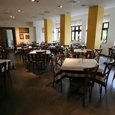Boutique Eco Sasanka שצ'קלארסקה פוראובה